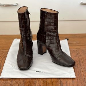 Like- New Rouje Crocodile Ankle Boots ( Size 38)